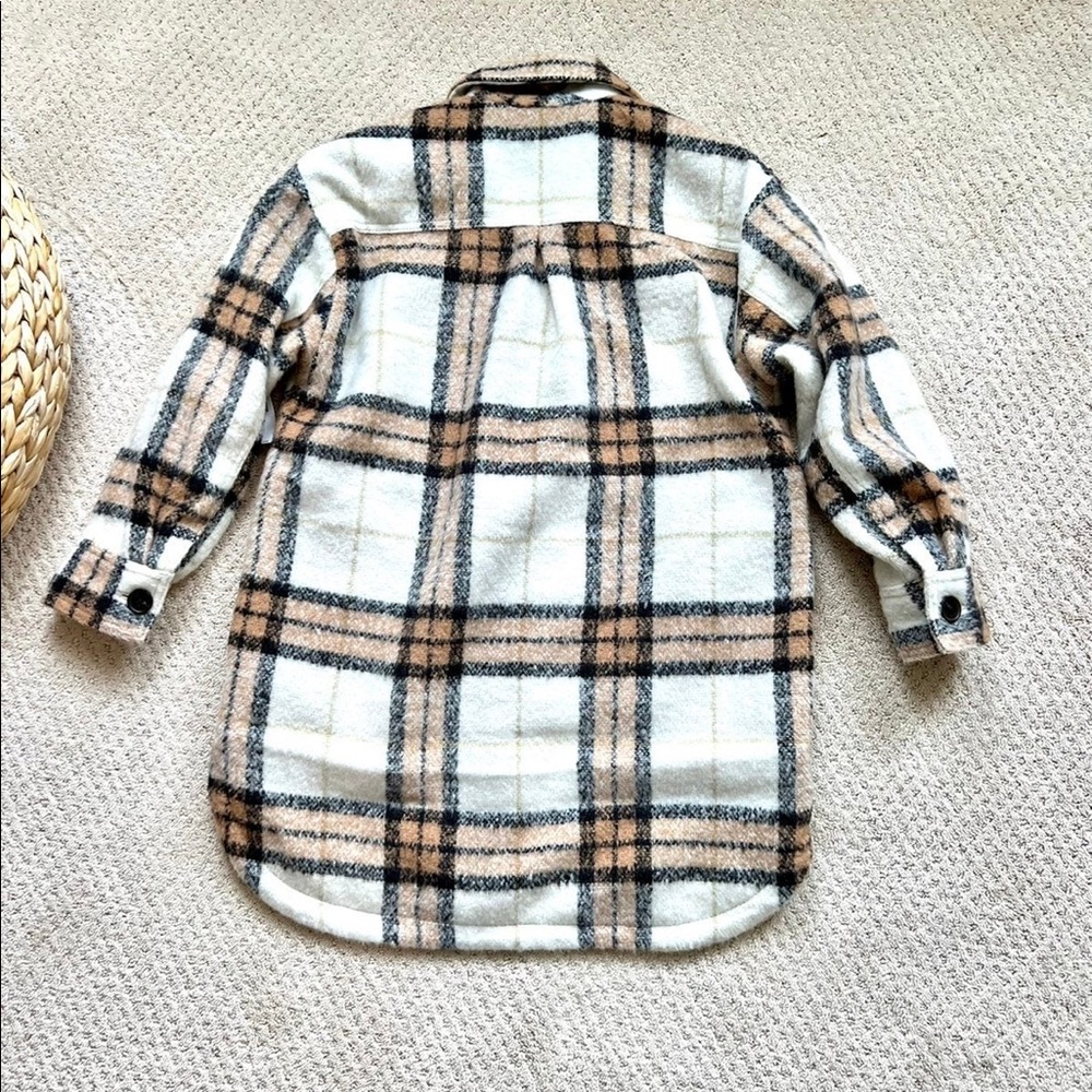 Plaid Shacket - Picture 4 of 4